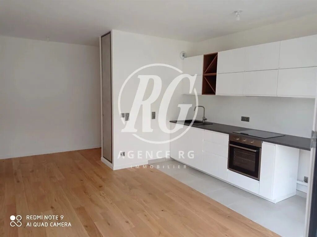Appartement à louer, 45m², Garches