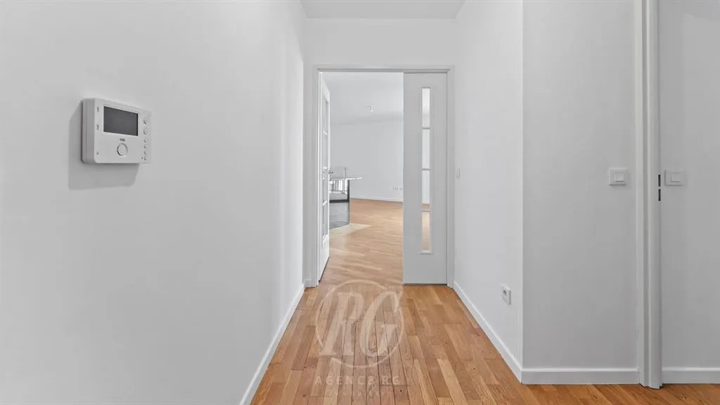 Appartement à louer, 70m², Suresnes