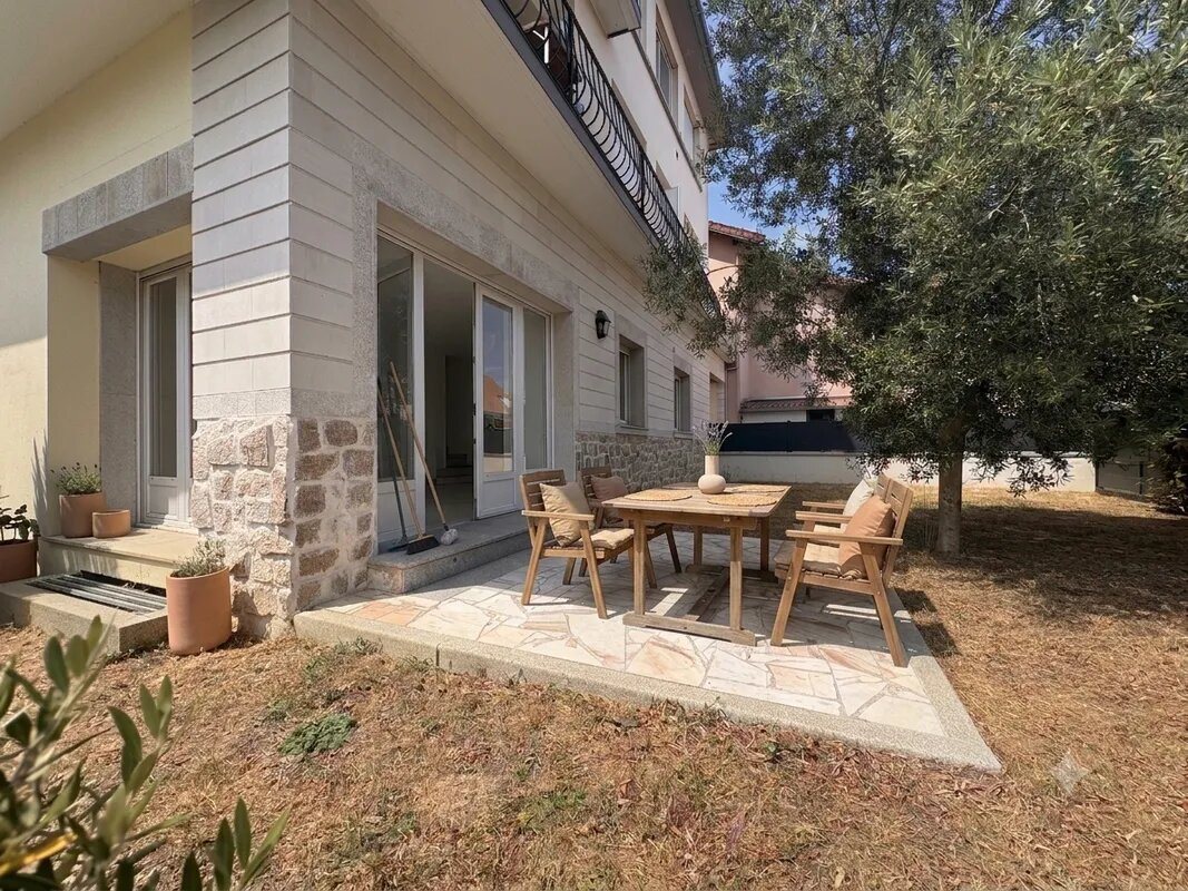 Appartement à louer, 55m², Clamart
