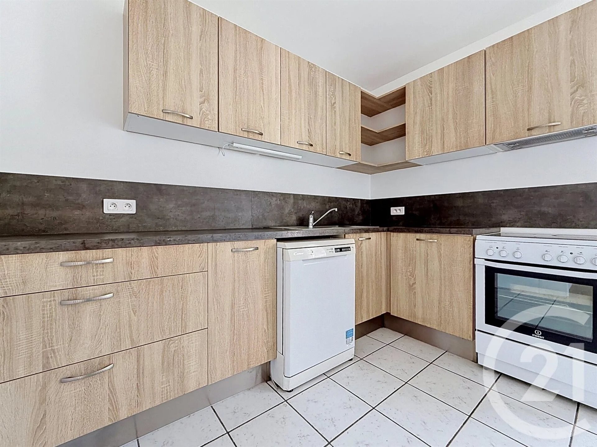Appartement à louer, 86m², Courbevoie