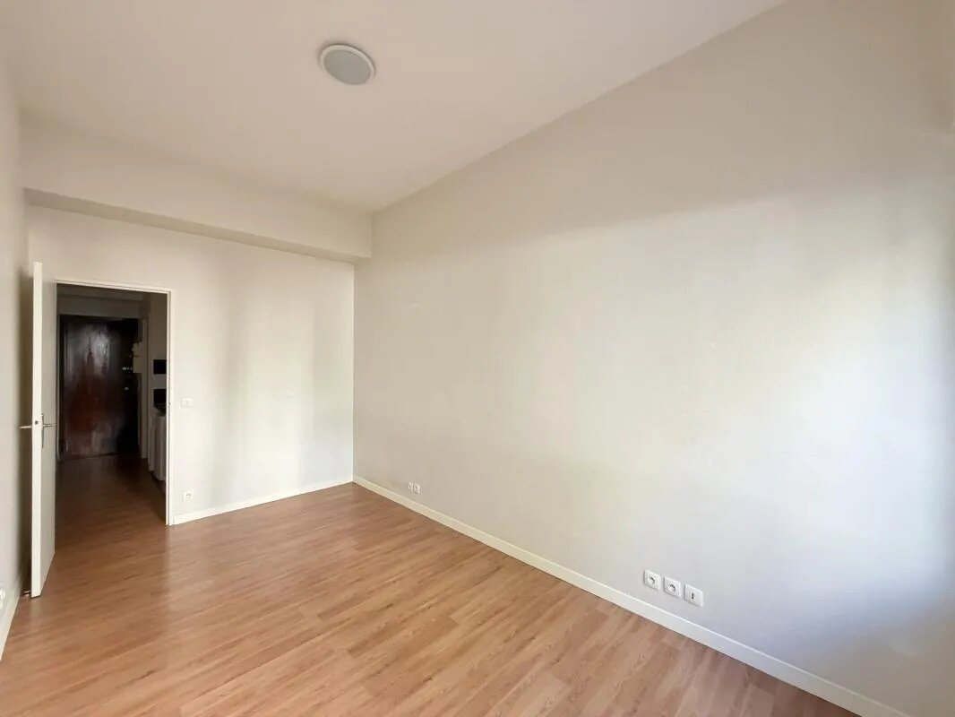 Appartement à louer, 21m², Issy-les-Moulineaux