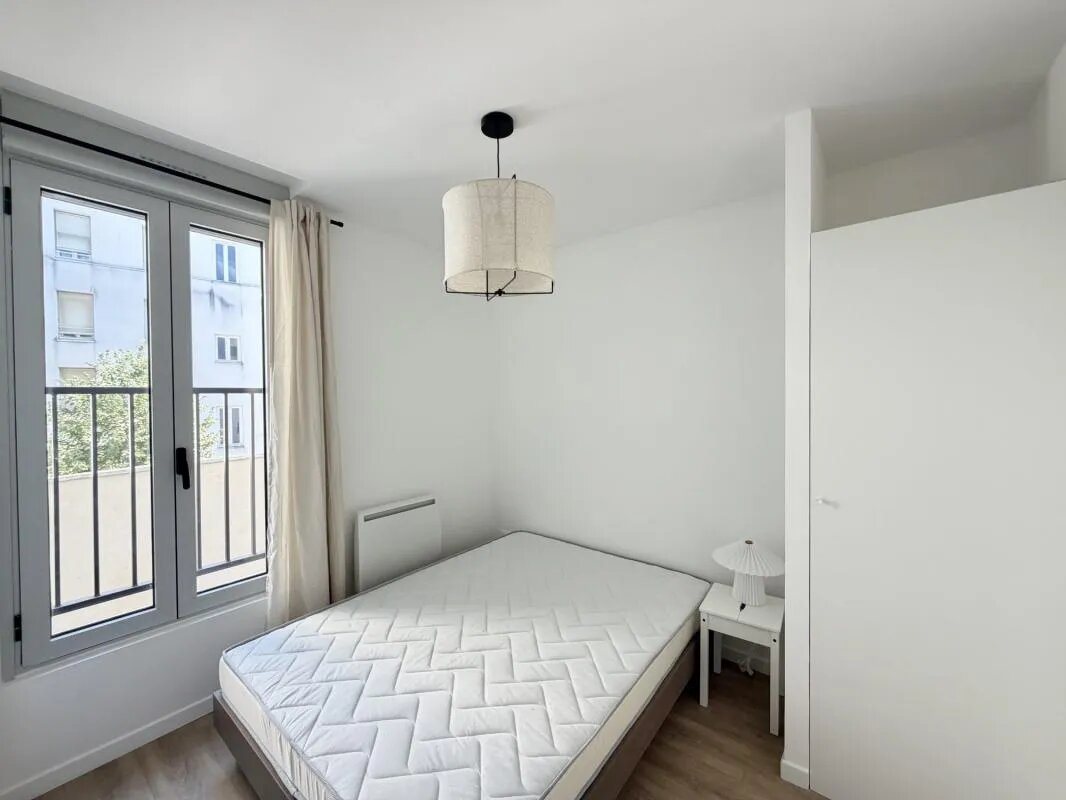Appartement à louer, 26m², Paris 18ème