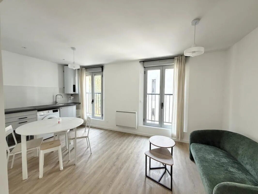 Appartement à louer, 26m², Paris 18ème