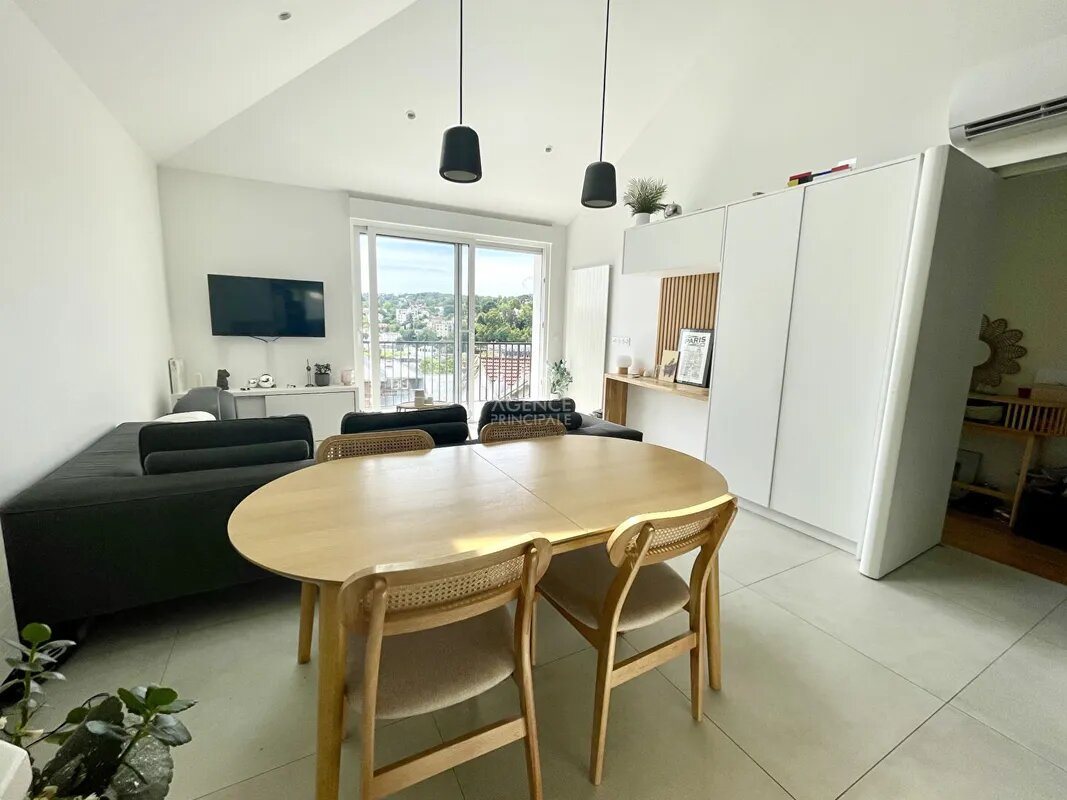 Appartement à louer, 64m², Sèvres