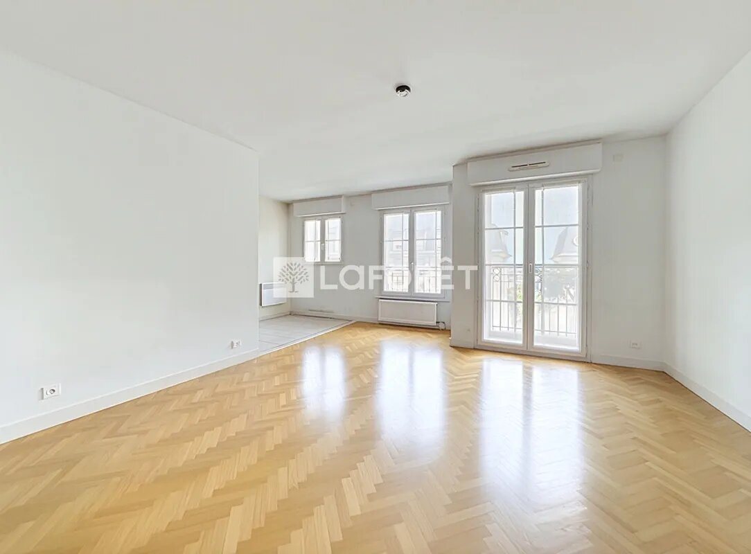Appartement à louer, 68m², Saint-Cyr-l'Ecole