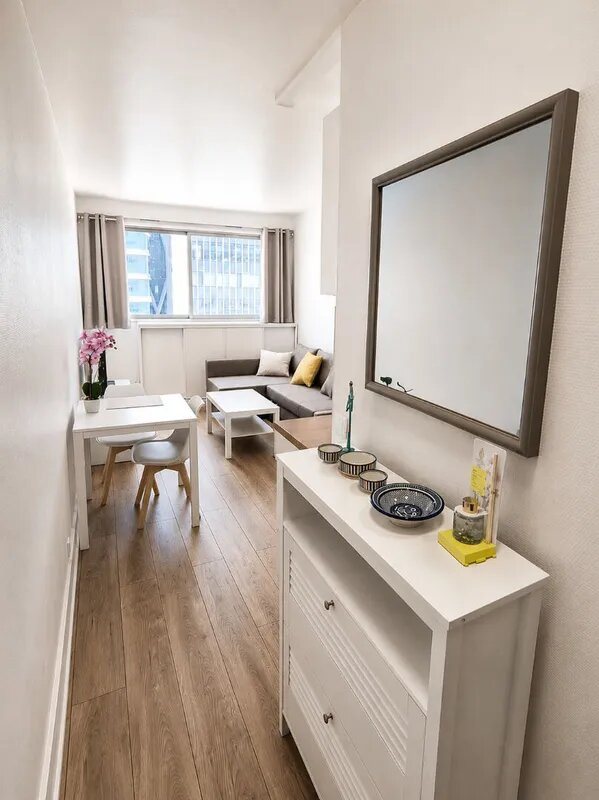 Appartement à louer, 23m², Courbevoie