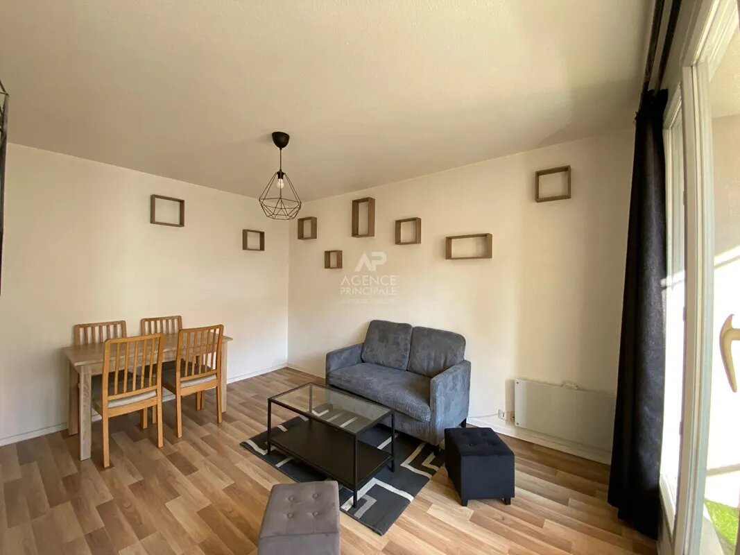 Appartement à louer, 36m², Cergy