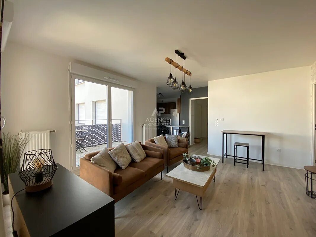 Appartement à louer, 77m², Cergy