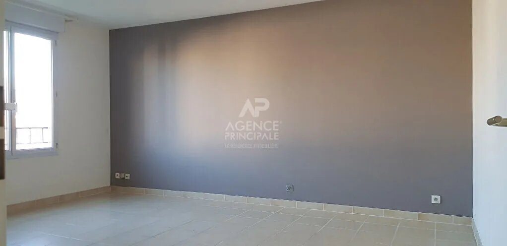 Appartement à louer, 39m², Cergy