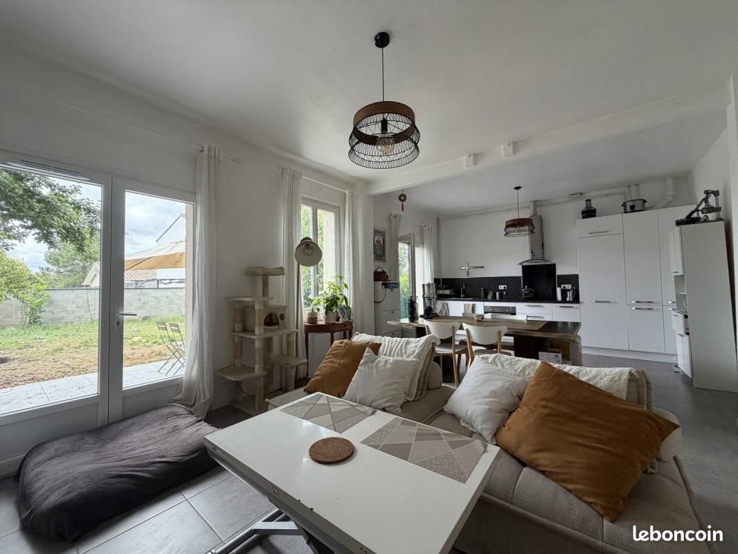 Maison à vendre, 69m², Latresne