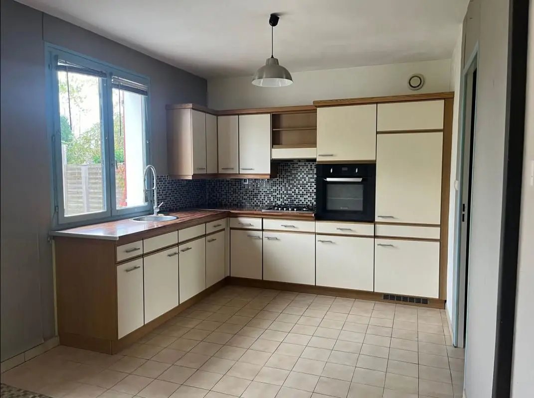 Maison à vendre, 88m², Saint-Doulchard