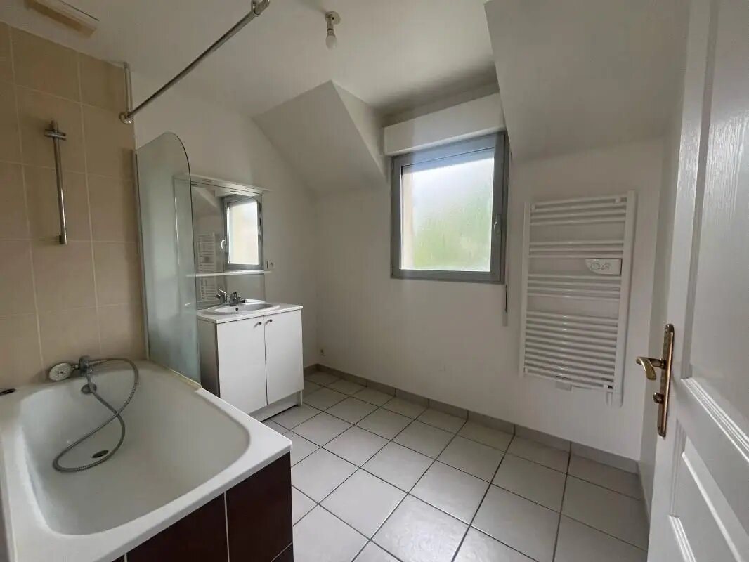 Maison à louer, 79m², Bourges