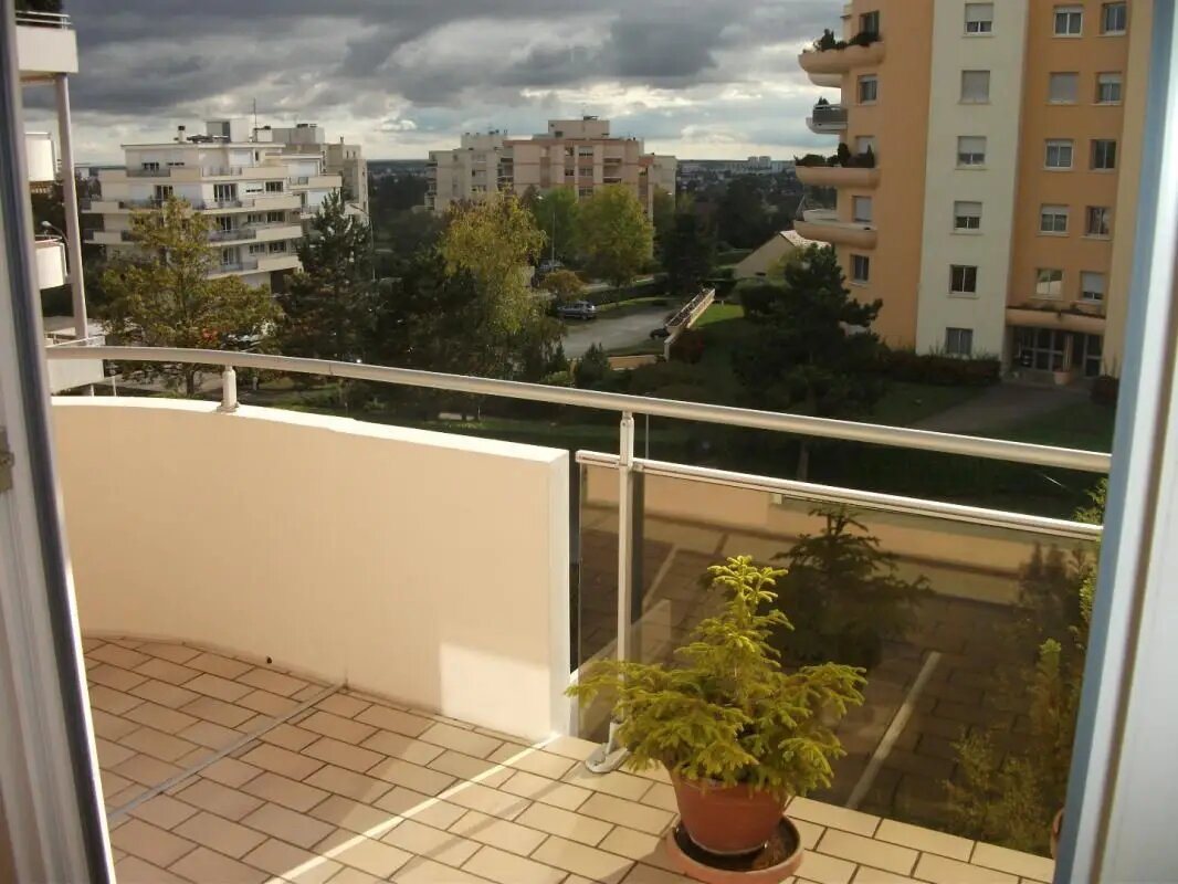 Appartement à louer, 65m², Talant