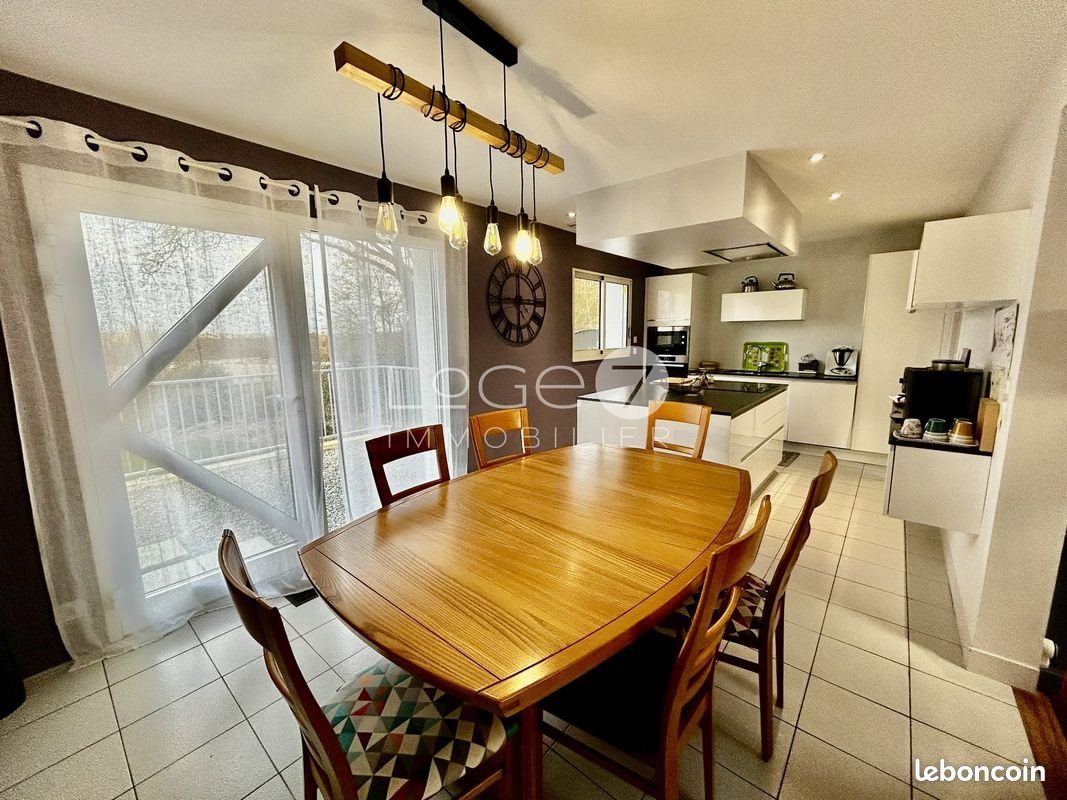Maison à vendre, 185m², Guidel