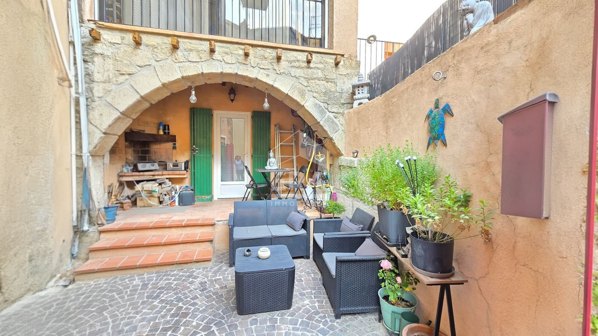 Maison à vendre, 73m², Saint-Mitre-les-Remparts