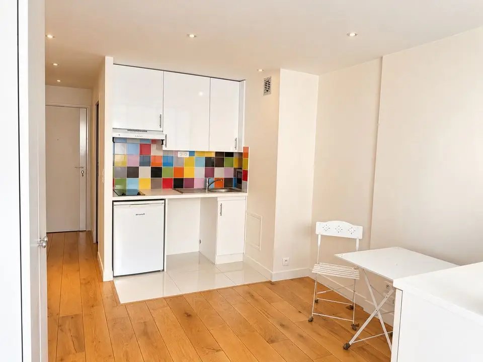 Appartement à louer, 23m², Paris 18ème
