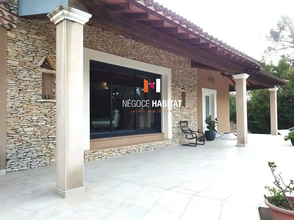 Maison à vendre, 307m², Nîmes