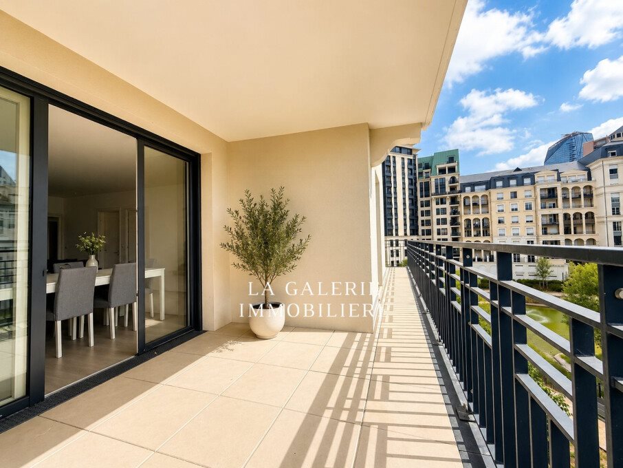 Appartement à louer, 100m², Puteaux