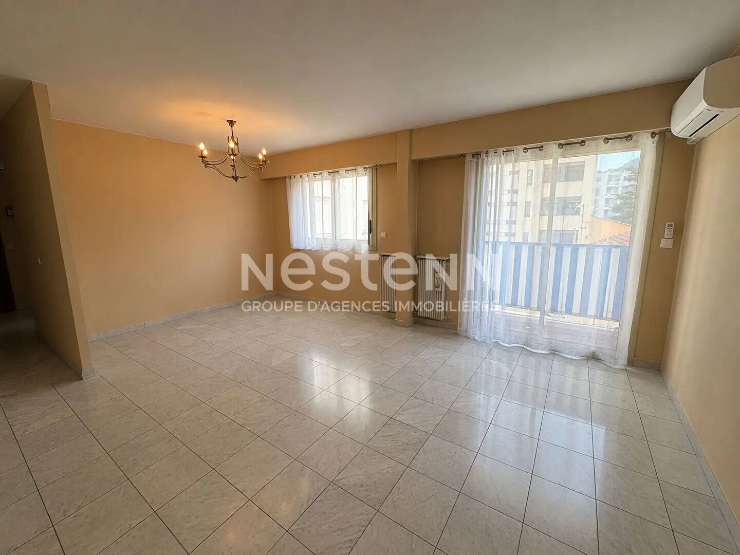Appartement à louer, 70m², Nice