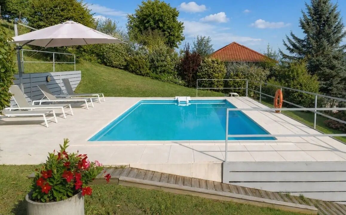 Maison à vendre, 225m², Morestel