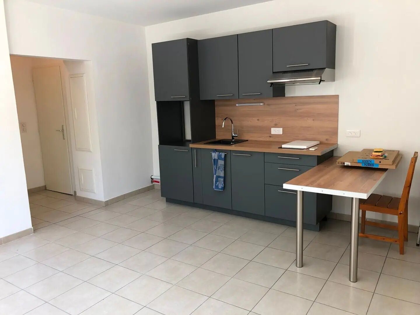 Appartement à louer, 1m², La Calmette
