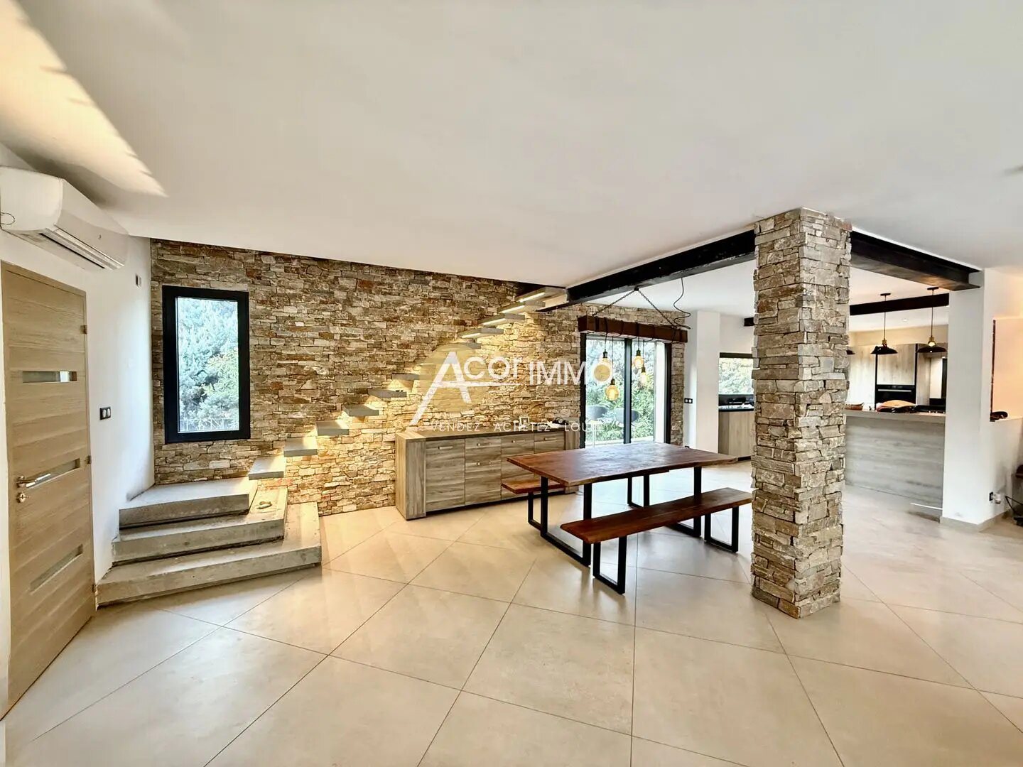 Maison à vendre, 192m², Cuers