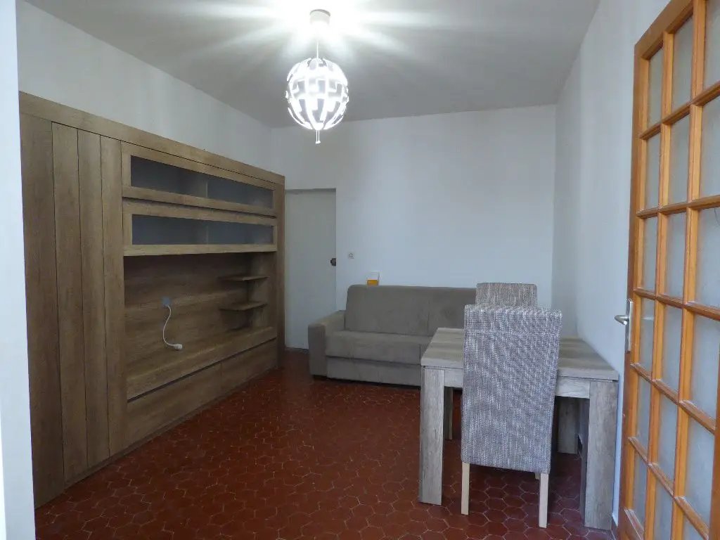 Appartement à louer, 38m², Antibes
