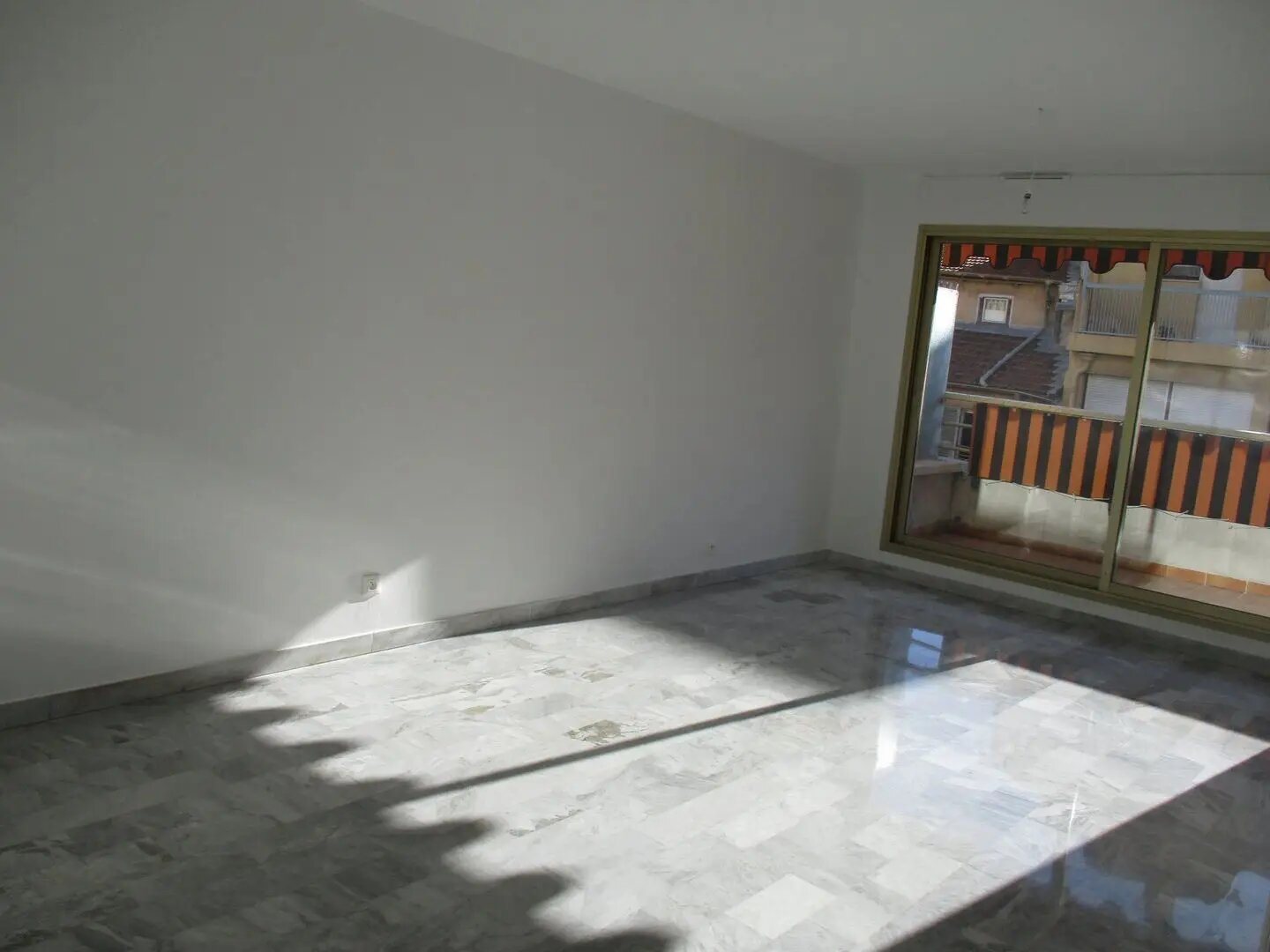 Appartement à louer, 64m², Nice