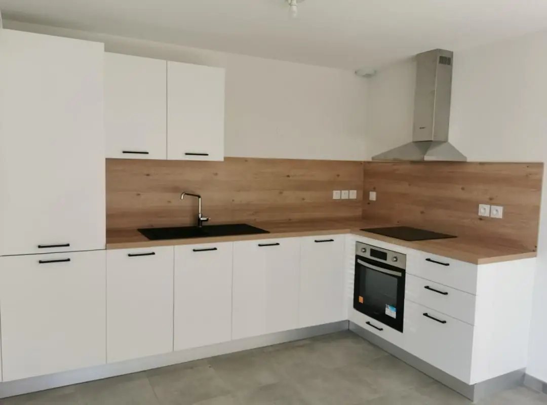 Appartement à louer, 88m², Eaunes