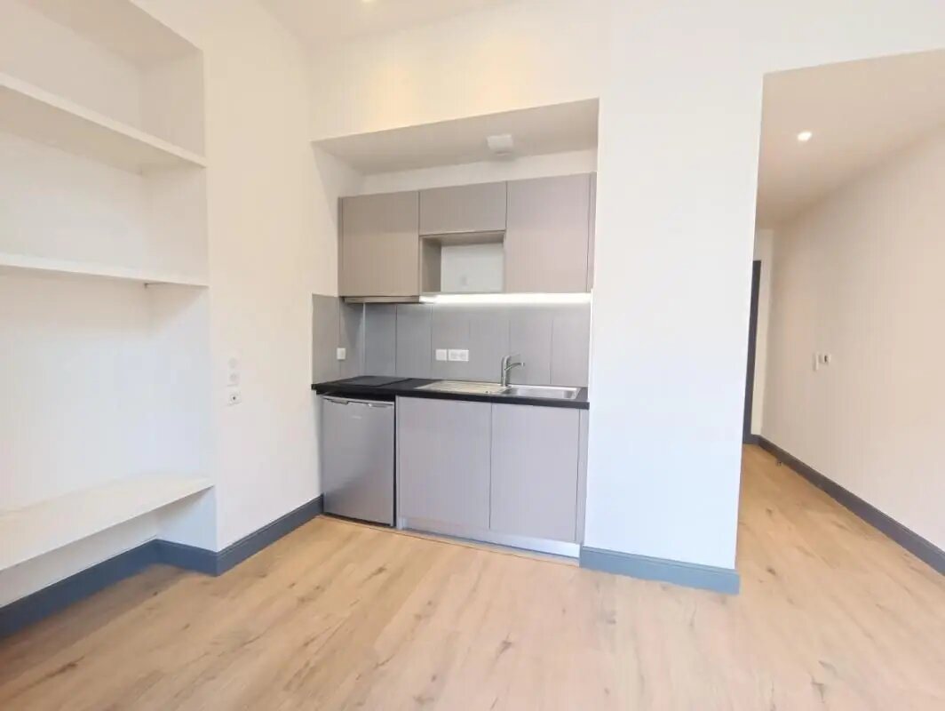 Appartement à louer, 21m², Toulon