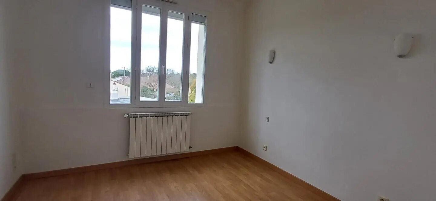 Appartement à louer, 77m², Muret