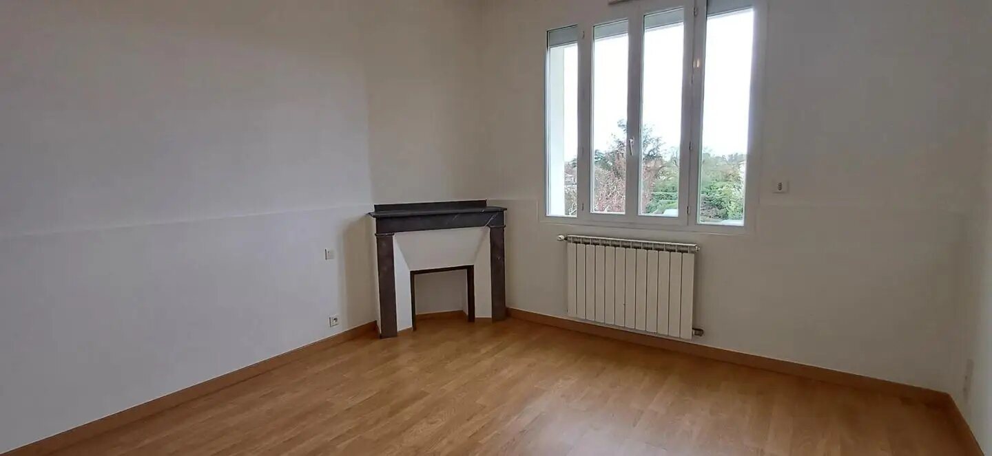 Appartement à louer, 77m², Muret