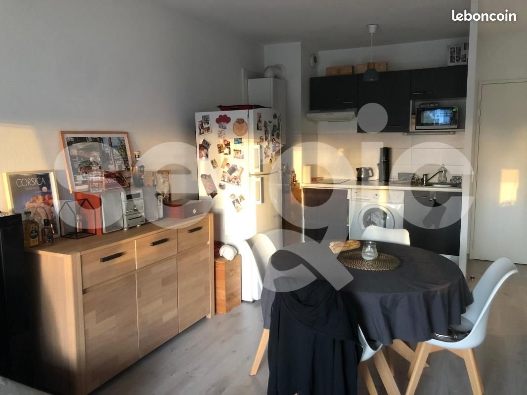 Appartement à louer, 41m², Cenon