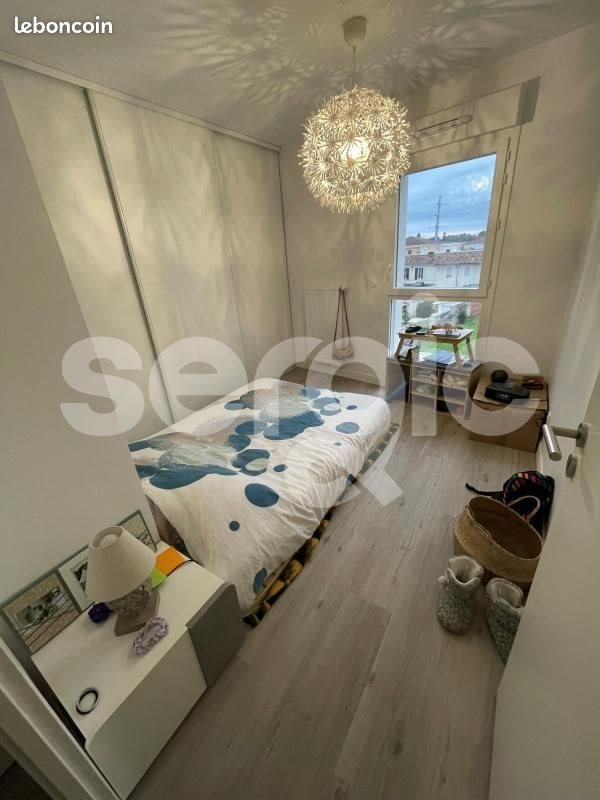 Appartement à louer, 63m², Talence