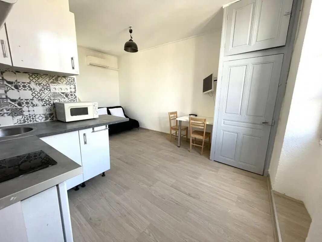 Appartement à louer, 19m², Bollène