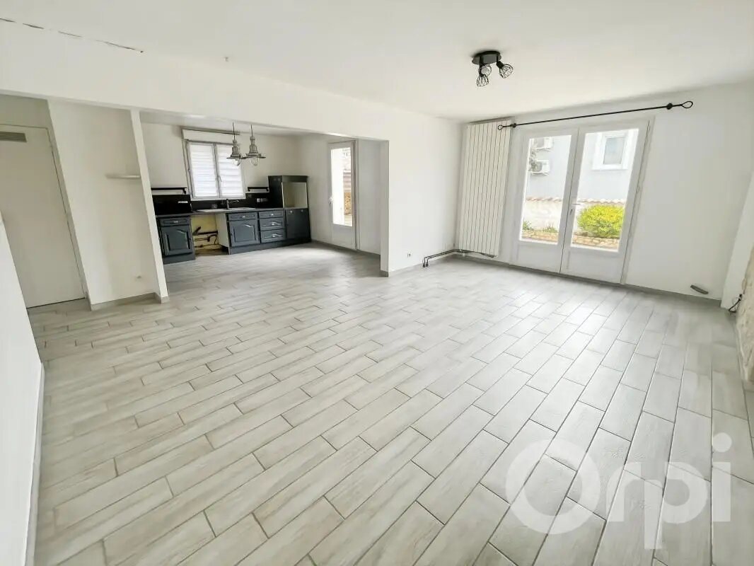 Maison à louer, 106m², Mondragon