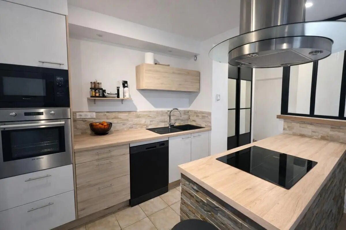 Appartement à louer, 71m², Saint-Cannat