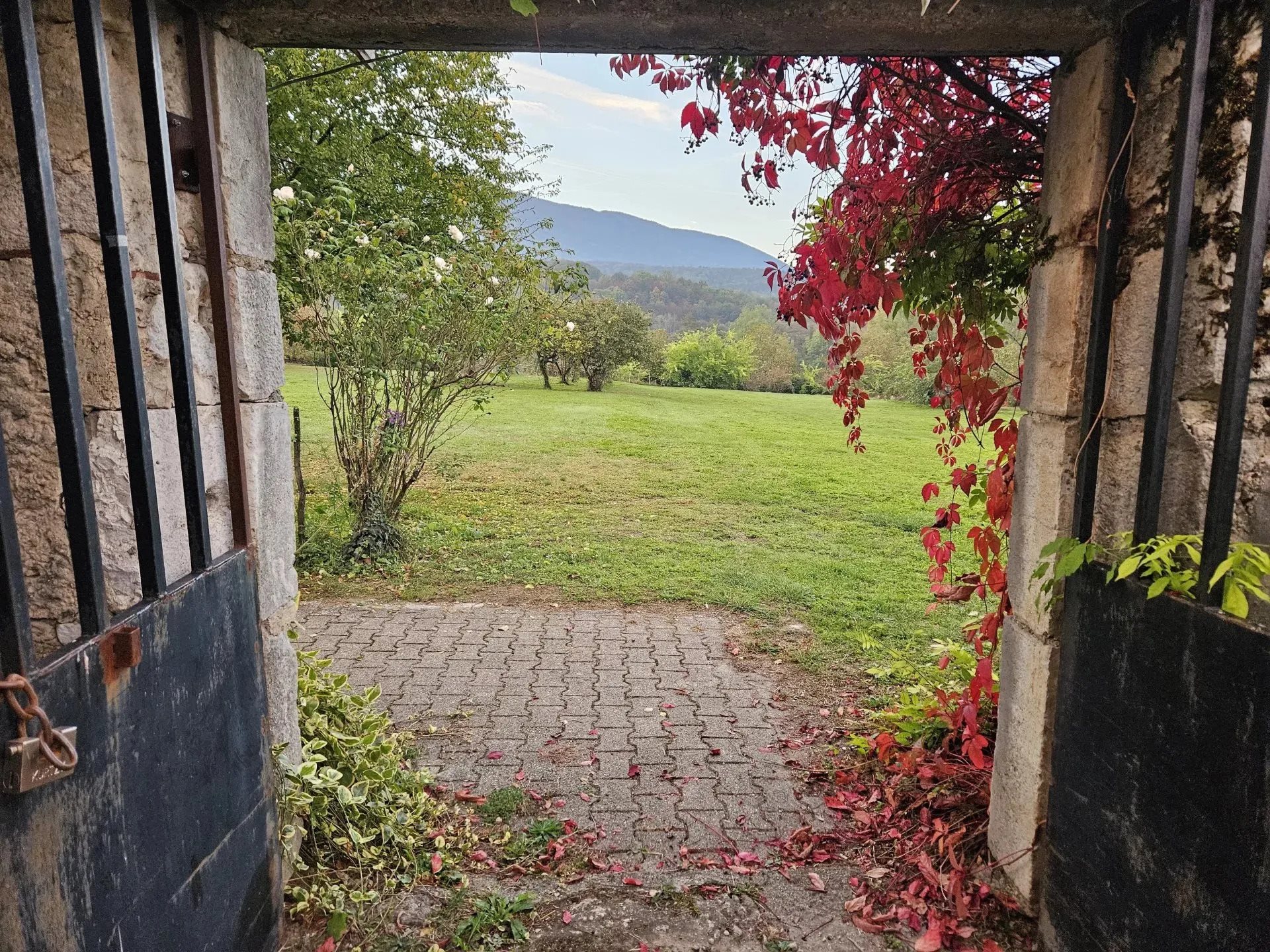 Maison à vendre, 600m², Yenne