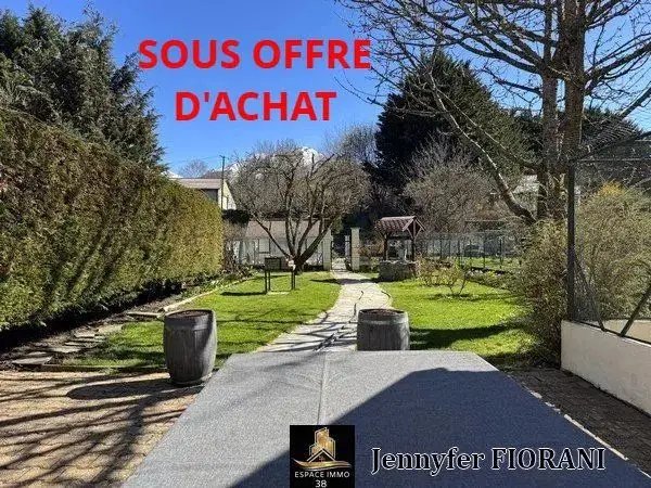 Maison à vendre, 123m², Susville