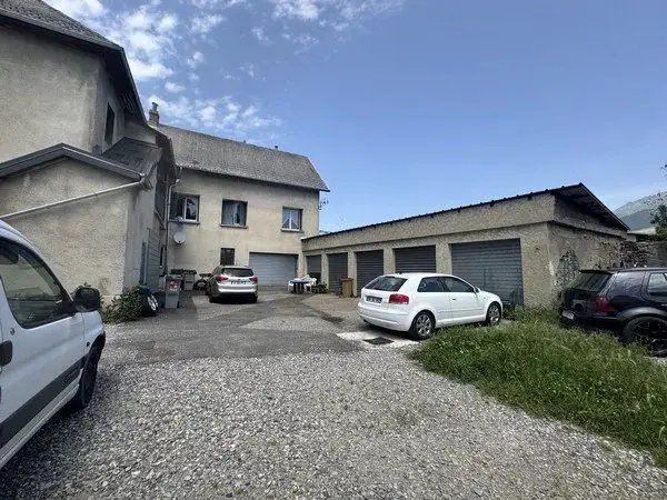 Appartement à vendre, 237m², Pierre-Châtel