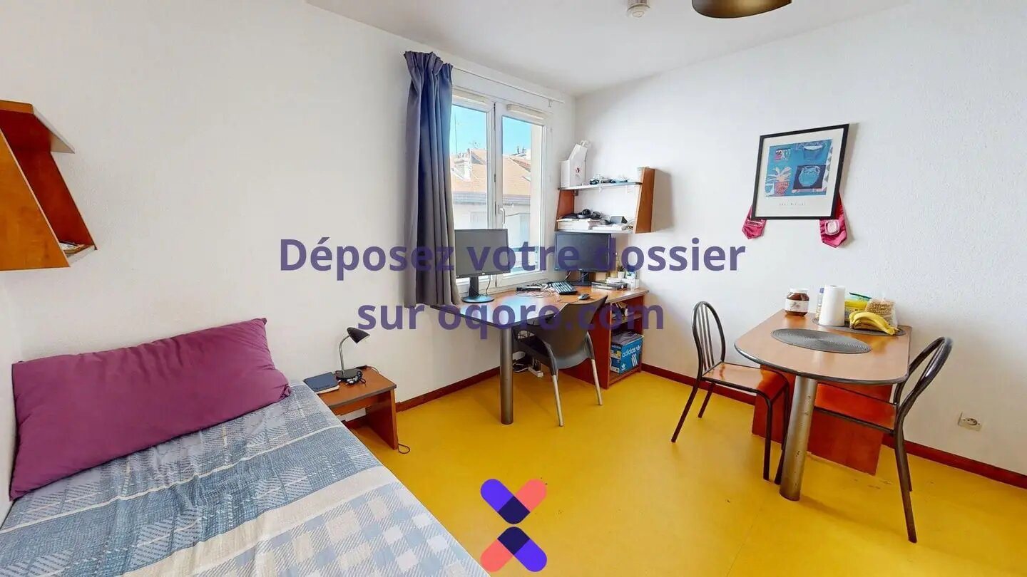 Appartement à louer, 18m², Saint-Étienne