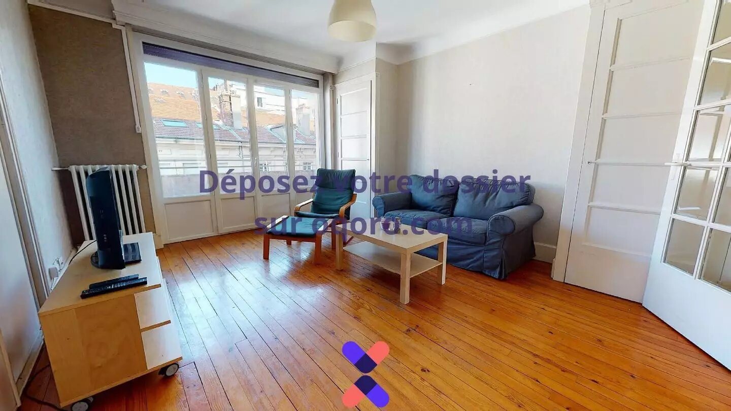 Appartement à louer, 82m², Saint-Etienne