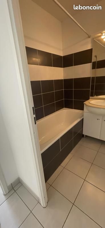 Appartement à louer, 43m², Lormont