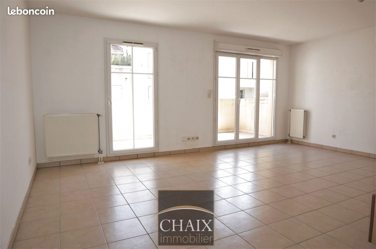 Appartement à louer, 61m², Aubagne