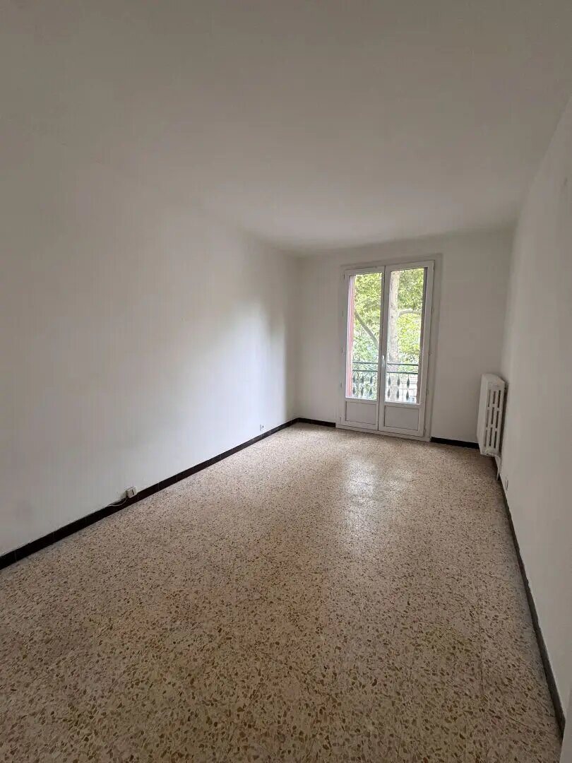 Appartement à louer, 37m², Salon-de-Provence