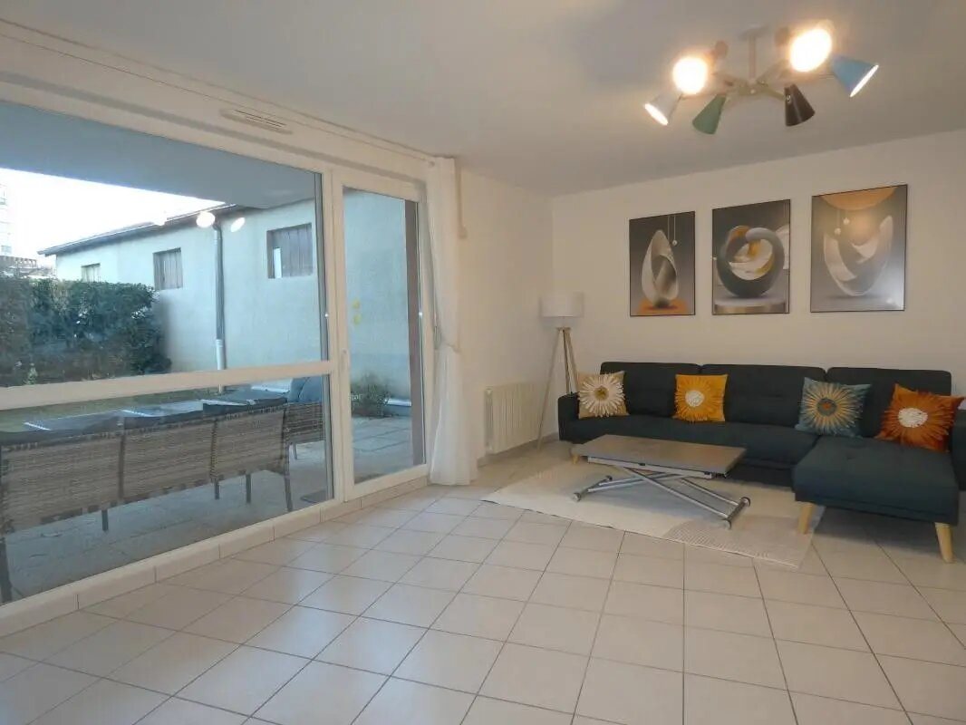 Appartement à louer, 72m², Pierre-Bénite