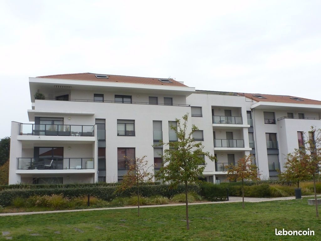 Appartement à louer, 37m², Saint-Genis-Laval