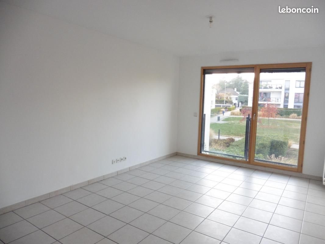 Appartement à louer, 37m², Saint-Genis-Laval