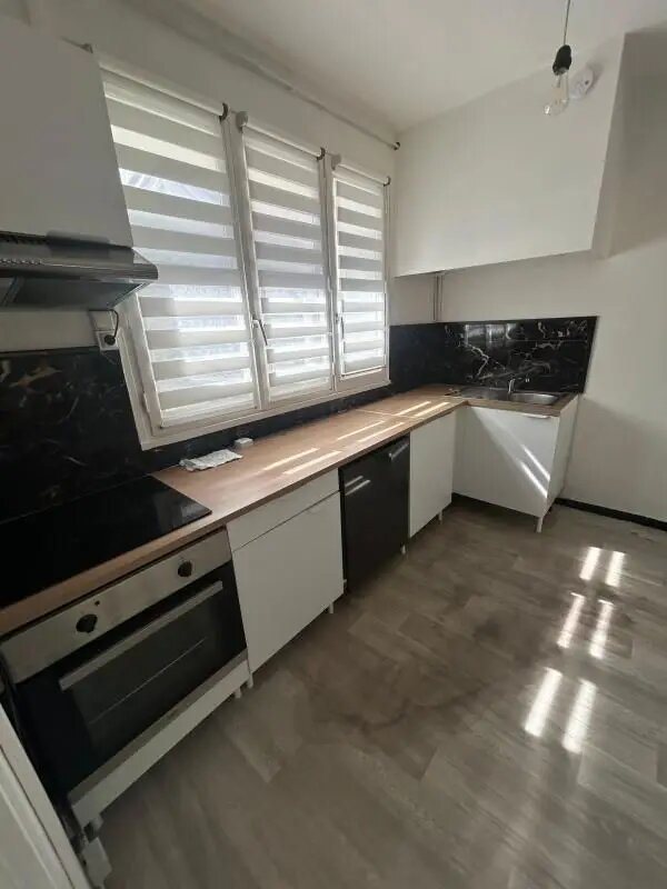 Appartement à louer, 61m², Saint-Genis-Laval
