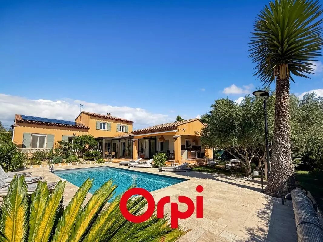 Maison à vendre, 200m², Le Castellet